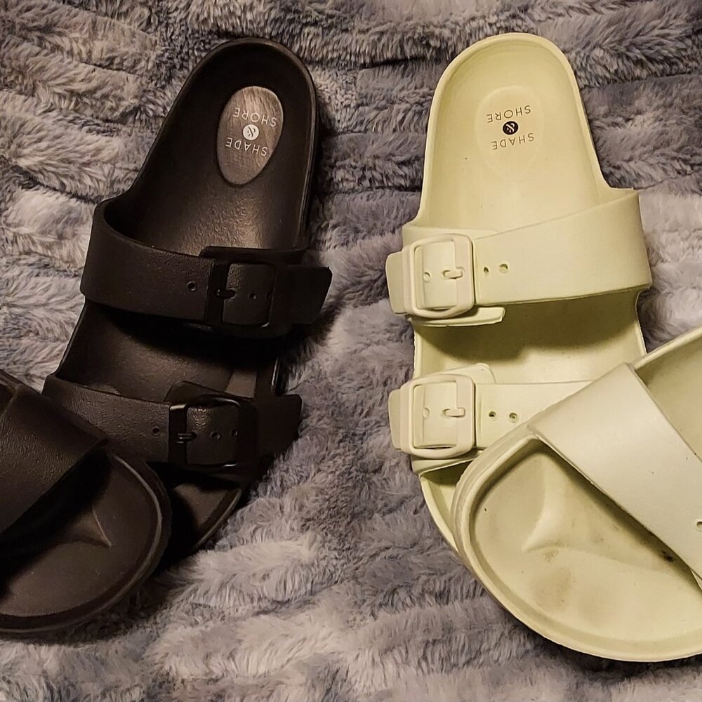 2 pair Women's SHADE & SHORE sandals Size 8